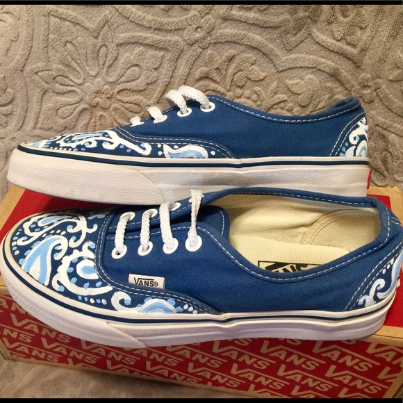 VANS AUTHENTIC STYLE HAND PAINTED PAISLEY PRINT - Picture 9 of 10